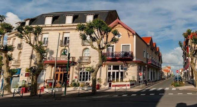 Majestic Hotel Logis Contact Image