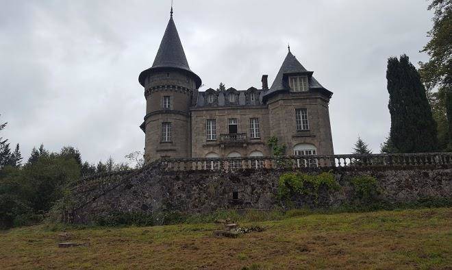 Chateau De Chastagnol Image