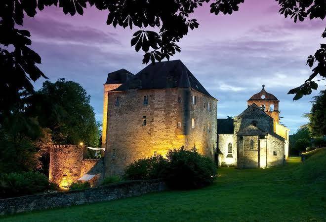 Chateau De Lissac Image