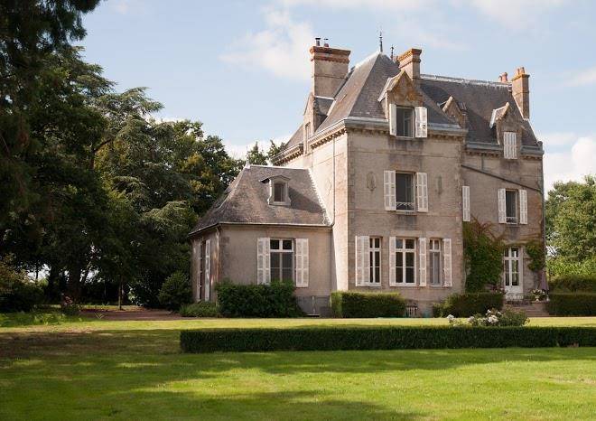 Chateau saint georges chambres d'hotes cholet puy du fou