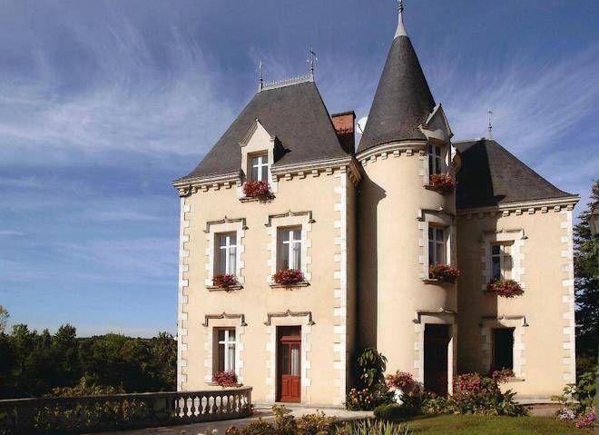 Le chateau des senechaux