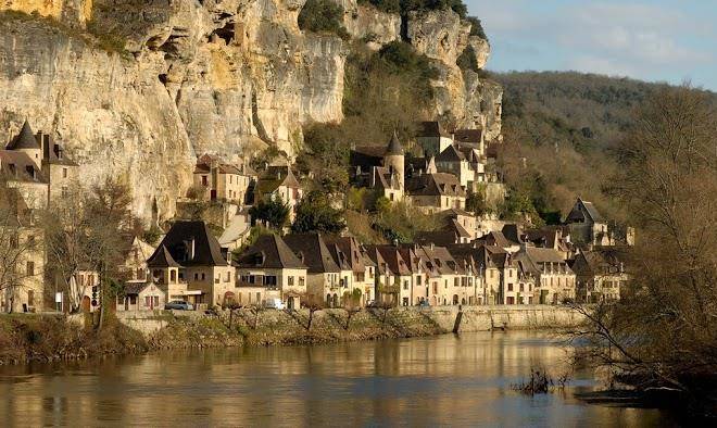 Hotel la roque gageac l'auberge des platanes
