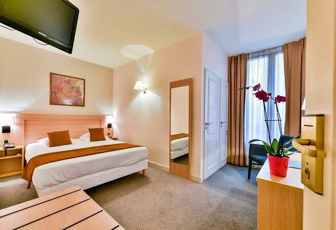 Hotel konti by happyculture