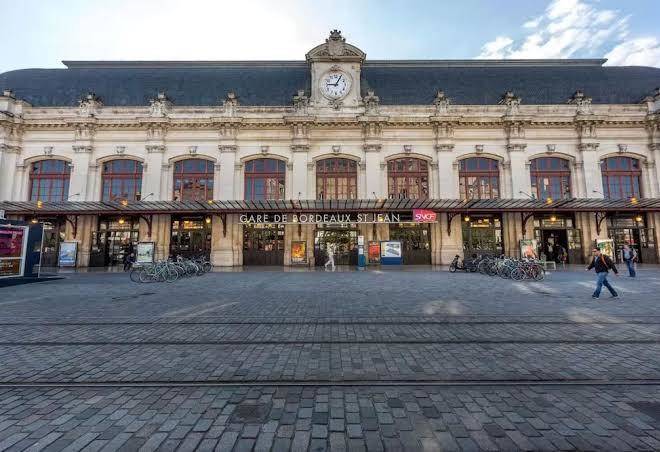 Hotel stars bordeaux gare
