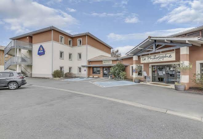Relais akena la brede