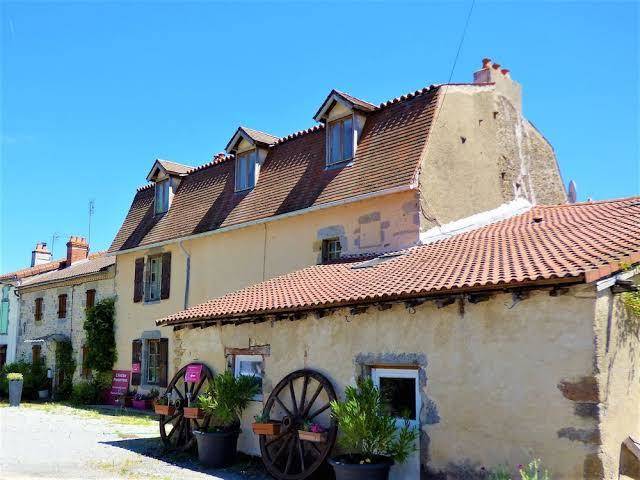 L'ancien presbytere book direct for best rates