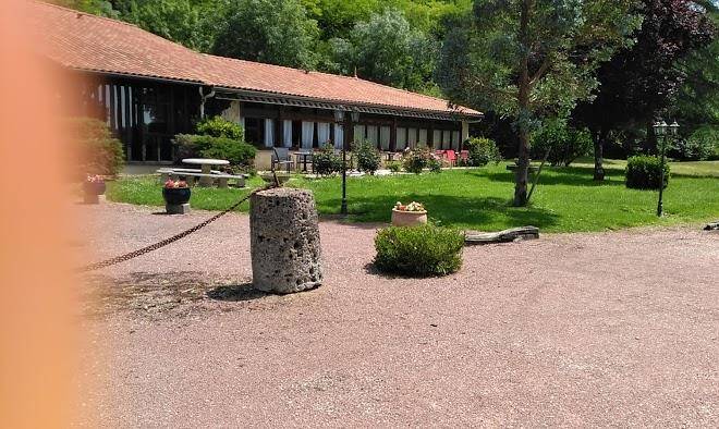 Hotel les rives de l'avance