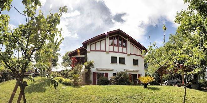 Chambres d'hotes irrintzina st jean de luz pyrenees atlantiques