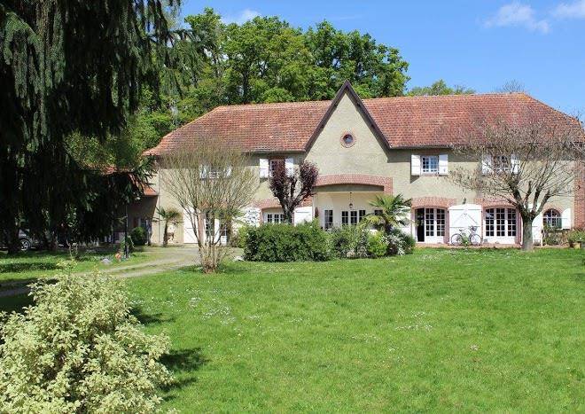Domaine des deux clos les yourtes du bearn