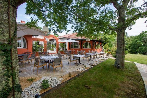 Les freres ibarboure table et hotel