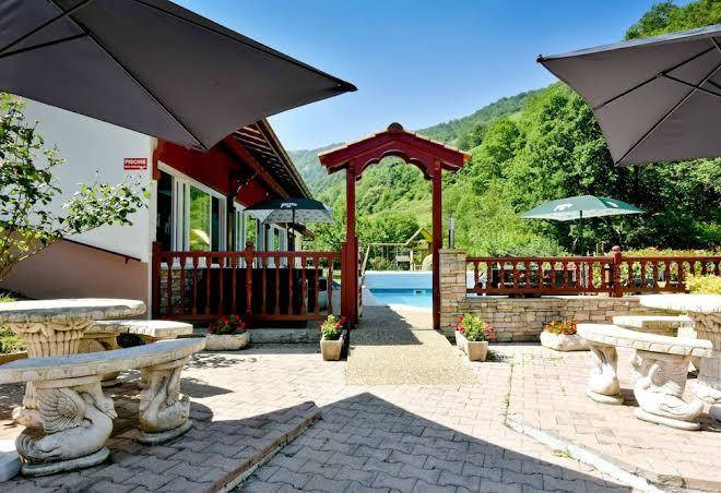 Logis hotel des sources de la nive