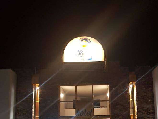 Class hotel