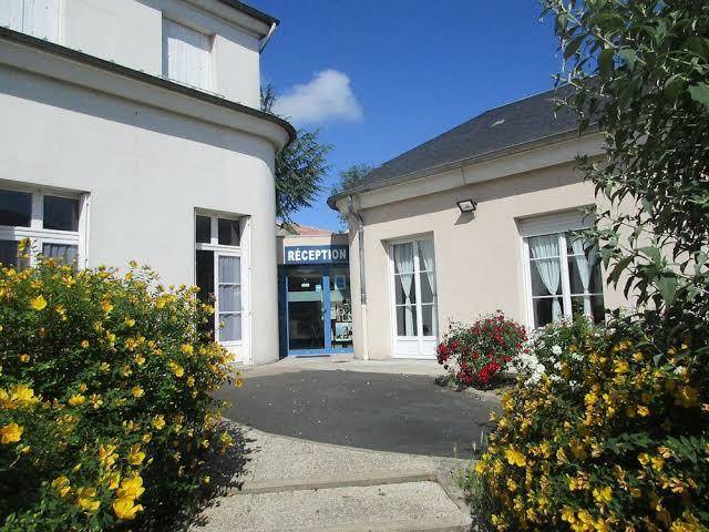 Hotel le clos albert loudun