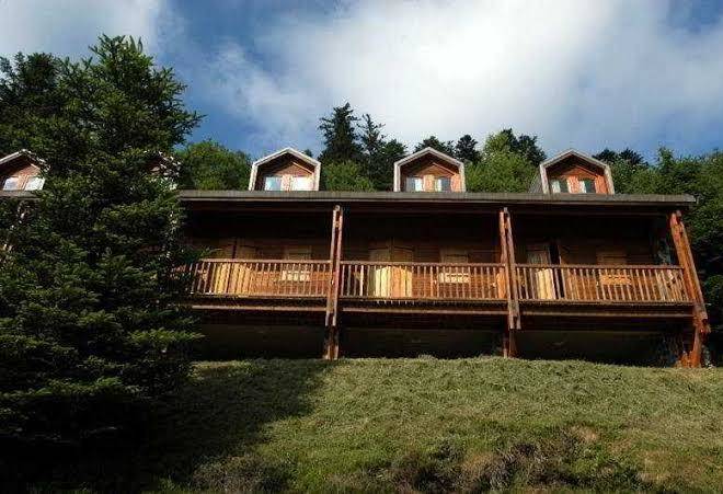 Hotel le hameau du pas du loup