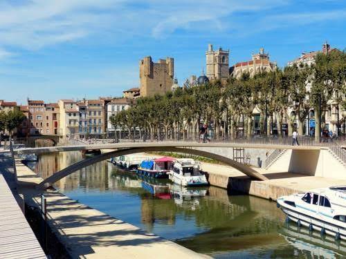 A narbonne