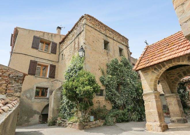 Au chateau de villelongue