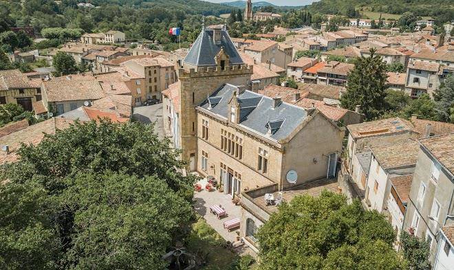 Chateau terre blanche