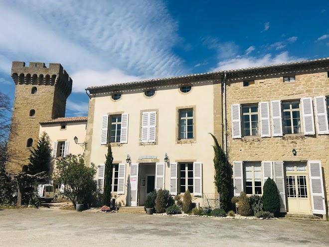 Hotel restaurant chateau de la pomarede