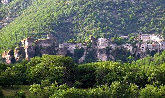 Gites castel de cantobre
