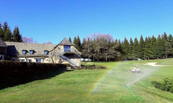 Hotel & golf de laguiole mezeyrac