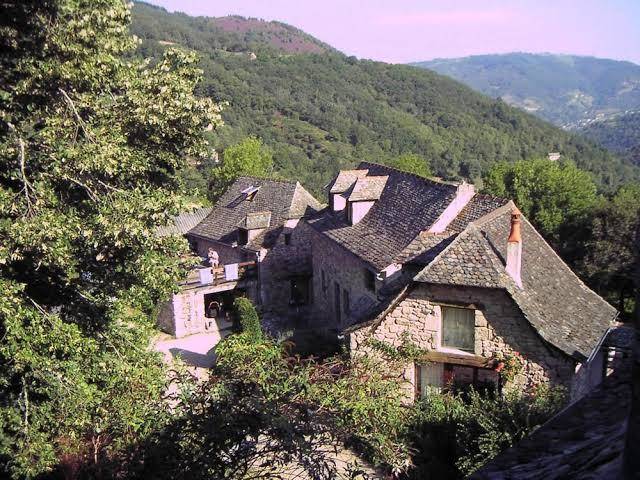Le battedou