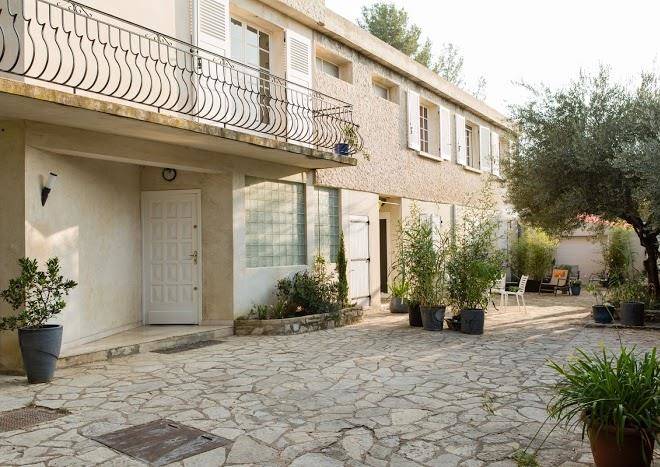Au vert gite et chambre hotes a nimes