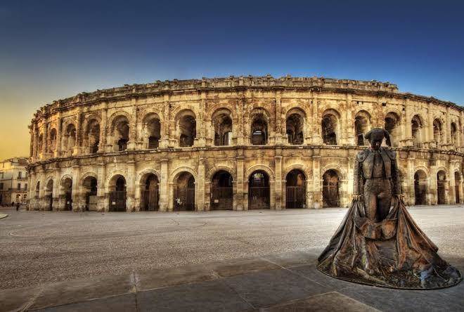 Empire hotel Nimes