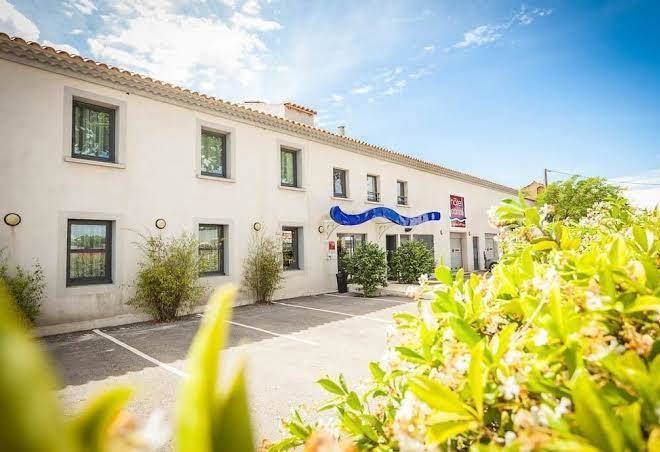 Hotel canal aigues mortes