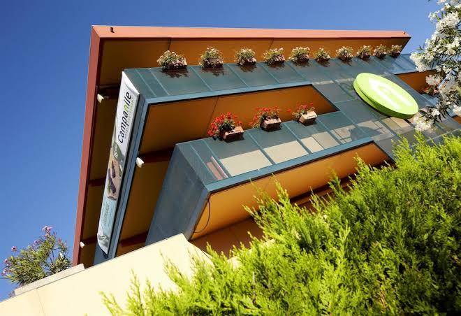 Hotel restaurant campanile nimes centre