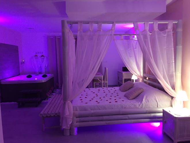 L'instant romantique chambre avec jacuzzi