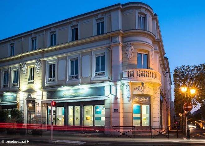 Le riche hotel restaurant