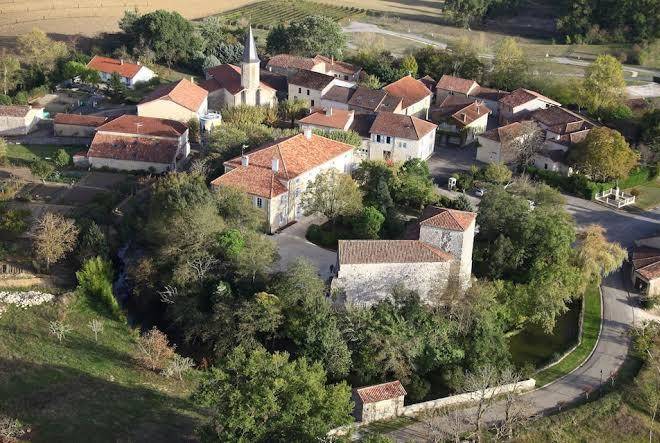 Hotel le castel pierre de lagraulet 4 etoiles