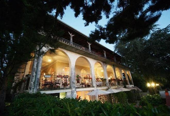 Hotel Les Fleurs De Lees Image