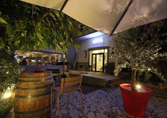 Hotel vol de nuit