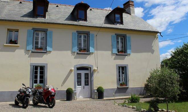 Pyrenees motorcycle tours b&b