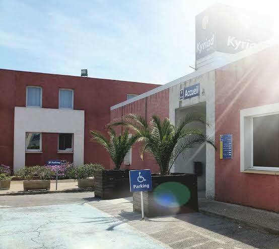 Hotel Kyriad Montpellier Sete Balaruc Image