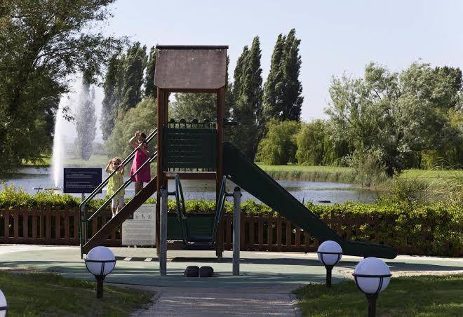 Hotel novotel la grande motte golf