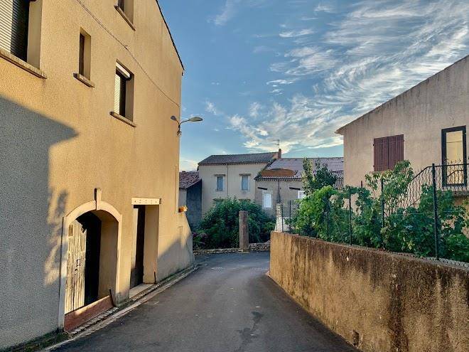 La Fontainebleu Image