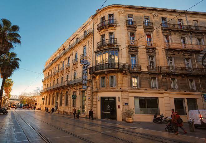 Royal hotel