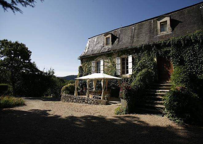 Domaine le peyrou chambres d'hotes et gites chez janine martinot