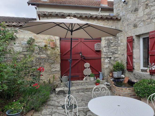 Gite d'etape la maison en chemin gr65