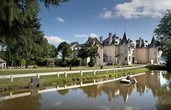Logis hotel le chateau d'orfeuillette rest le theophile
