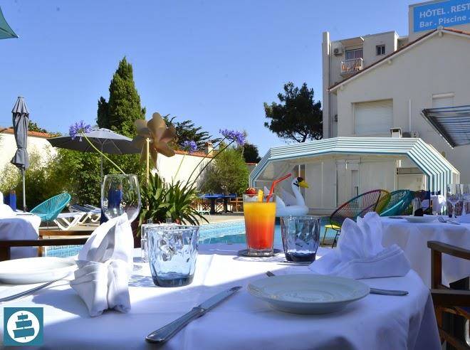 Hotel Et Restaurant Le Galion Canet Plage Image