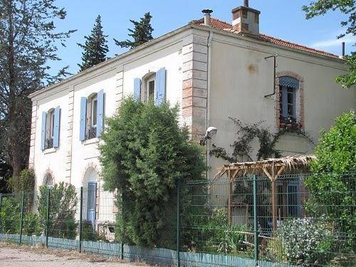 La gare de millas