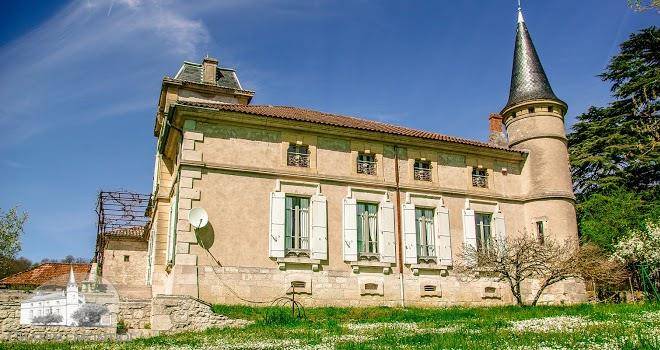 Chateau coty