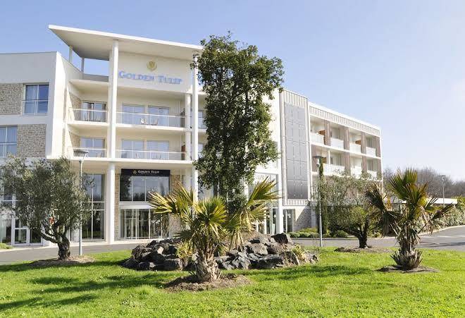 Golden tulip nantes carquefou suites