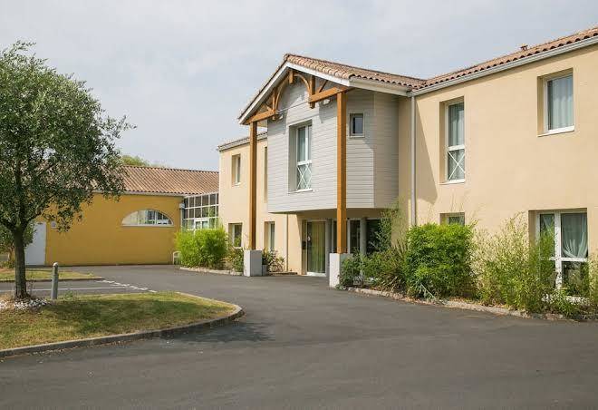 Hotel de la louee