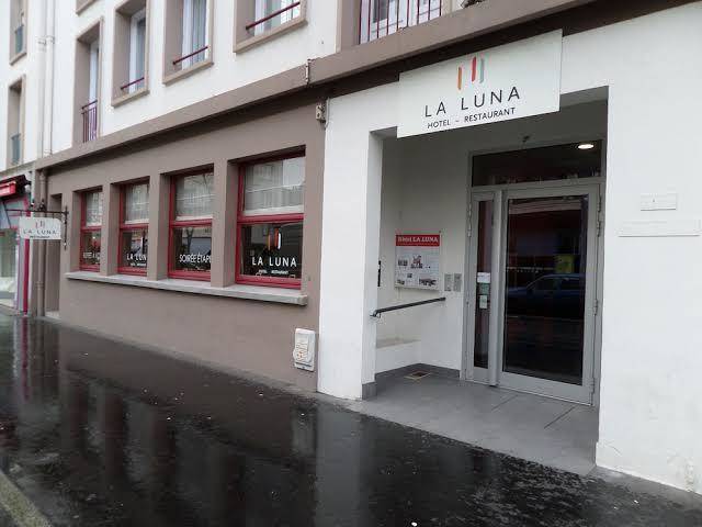 Hotel La Luna St Nazaire Image