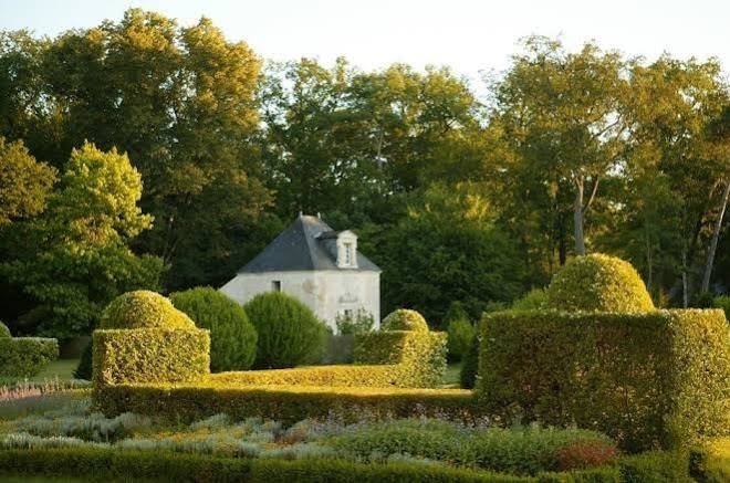 Chateau De Chambiers Image