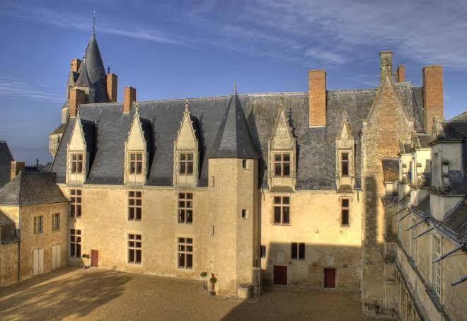 Chateau de durtal